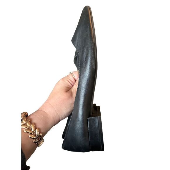 Kenneth Cole Black Leather Pointed Toe Pumps - Picture 11 of 11